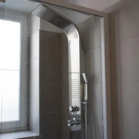 New! La Rosa Di Greta - 2 E-bikes, Private Parking E 2 Colonnine Elettriche Di Ricarica Διαμέρισμα Γκορίτσια