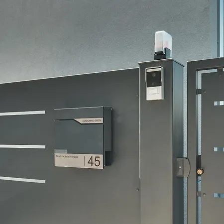 Appartamento La Rosa Di Greta - 2 E-bikes, Private Parking E 2 Colonnine Elettriche Di Ricarica