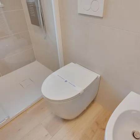 New! La Rosa Di Greta - 2 E-bikes, Private Parking E 2 Colonnine Elettriche Di Ricarica Διαμέρισμα